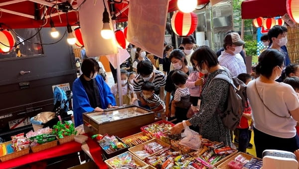 駄菓子屋台 イメージ